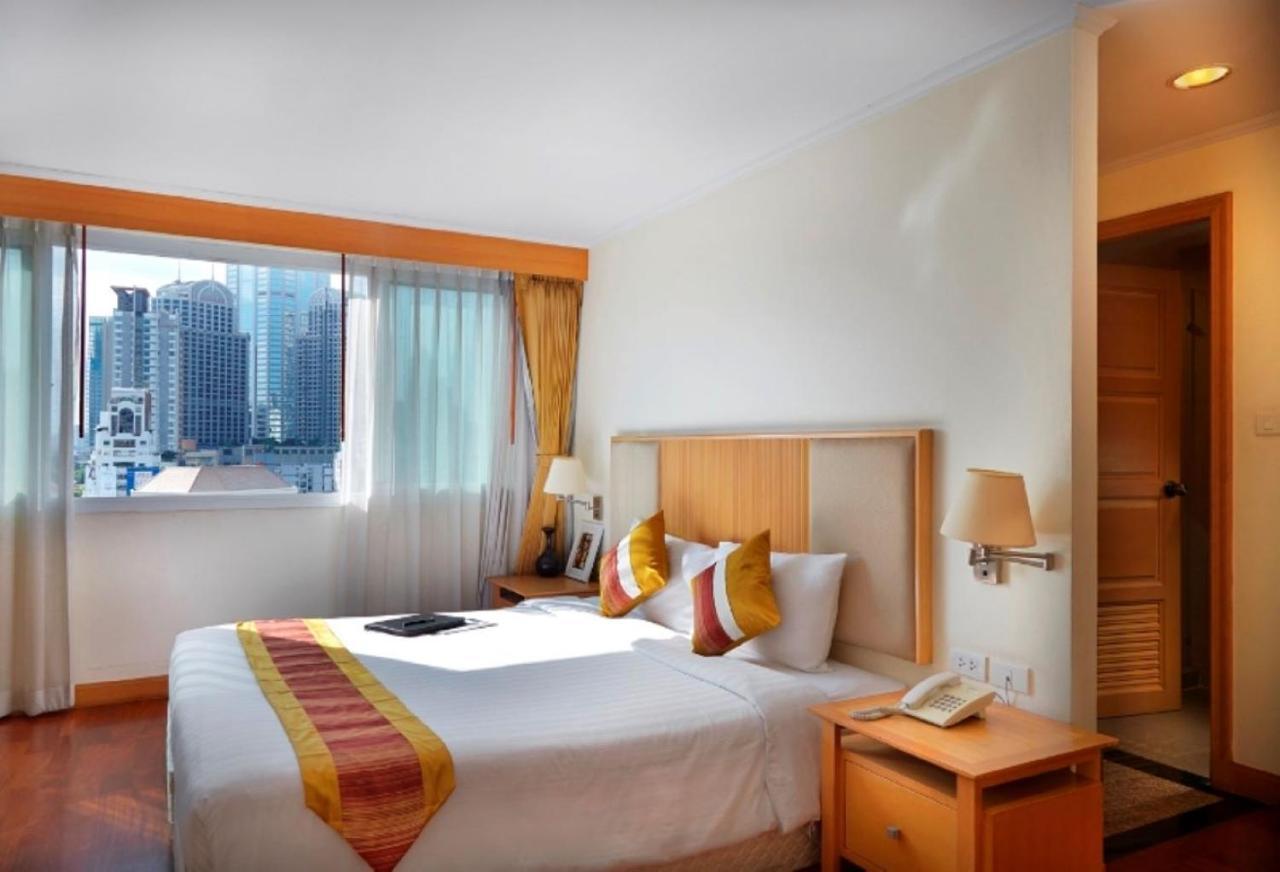 S.M. Grande Residence Bangkok Bagian luar foto