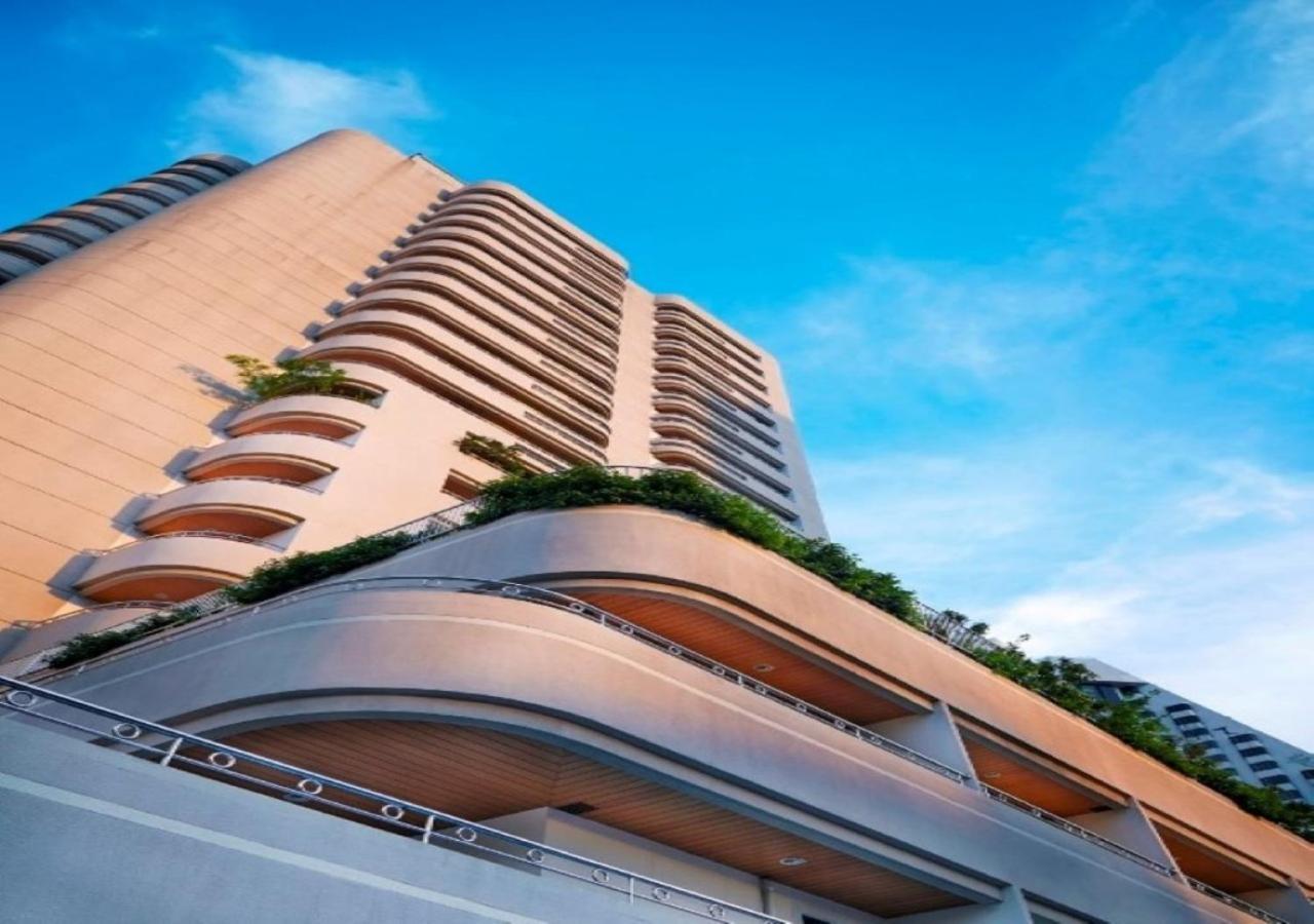 S.M. Grande Residence Bangkok Bagian luar foto